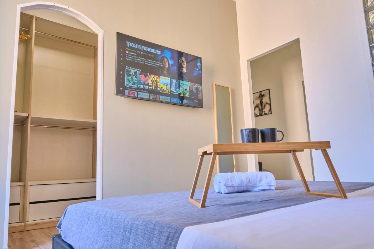 Monza-Centro Modern Flat Near Train Station Διαμέρισμα Εξωτερικό φωτογραφία