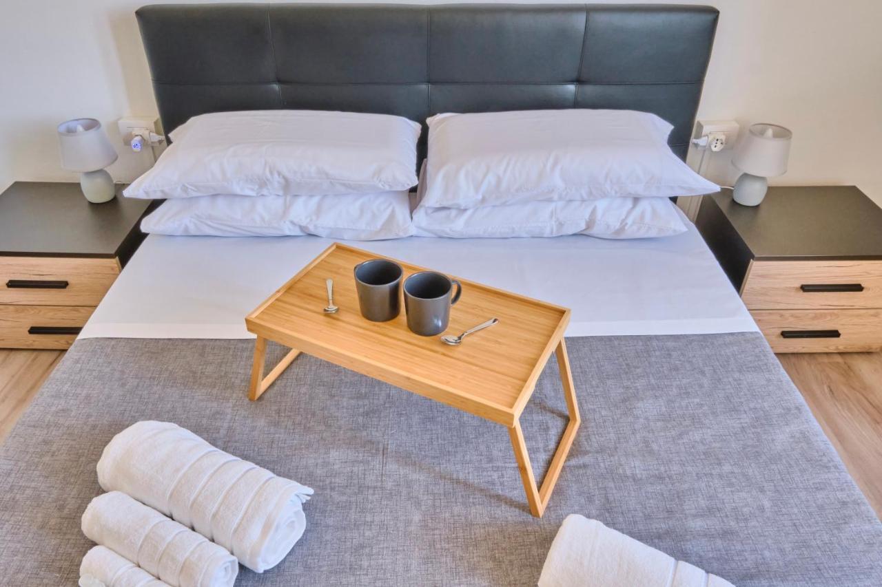 Monza-Centro Modern Flat Near Train Station Διαμέρισμα Εξωτερικό φωτογραφία